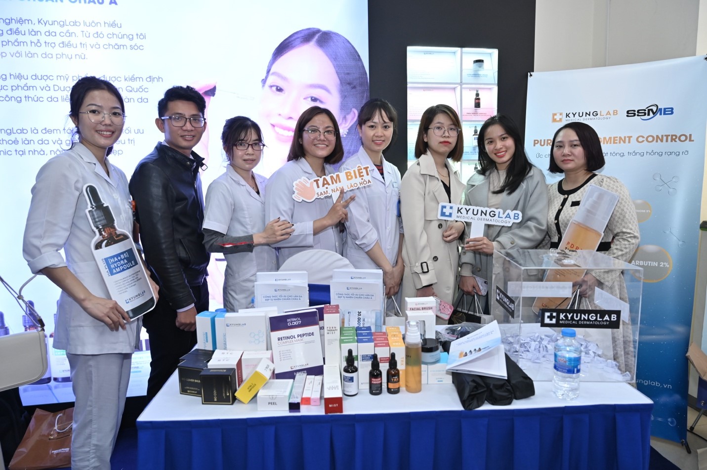 Thương hiệu mỹ phẩm cao cấp Hàn Quốc tham gia hội nghị khoa học chuyên ...