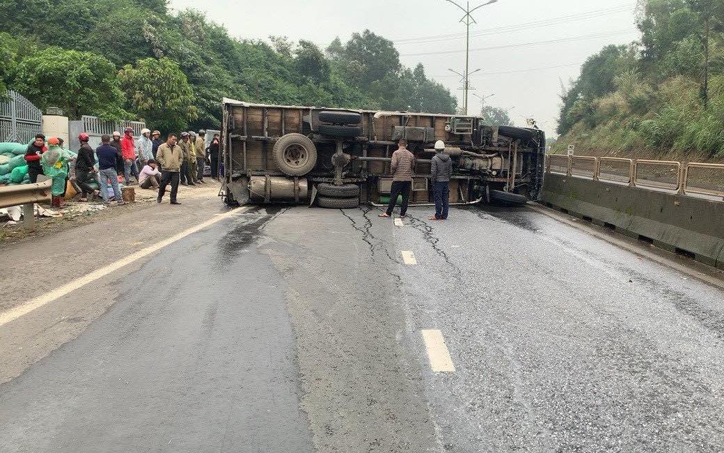 101 người thương vong do TNGT trong 3 ngày nghỉ Tết Dương lịch