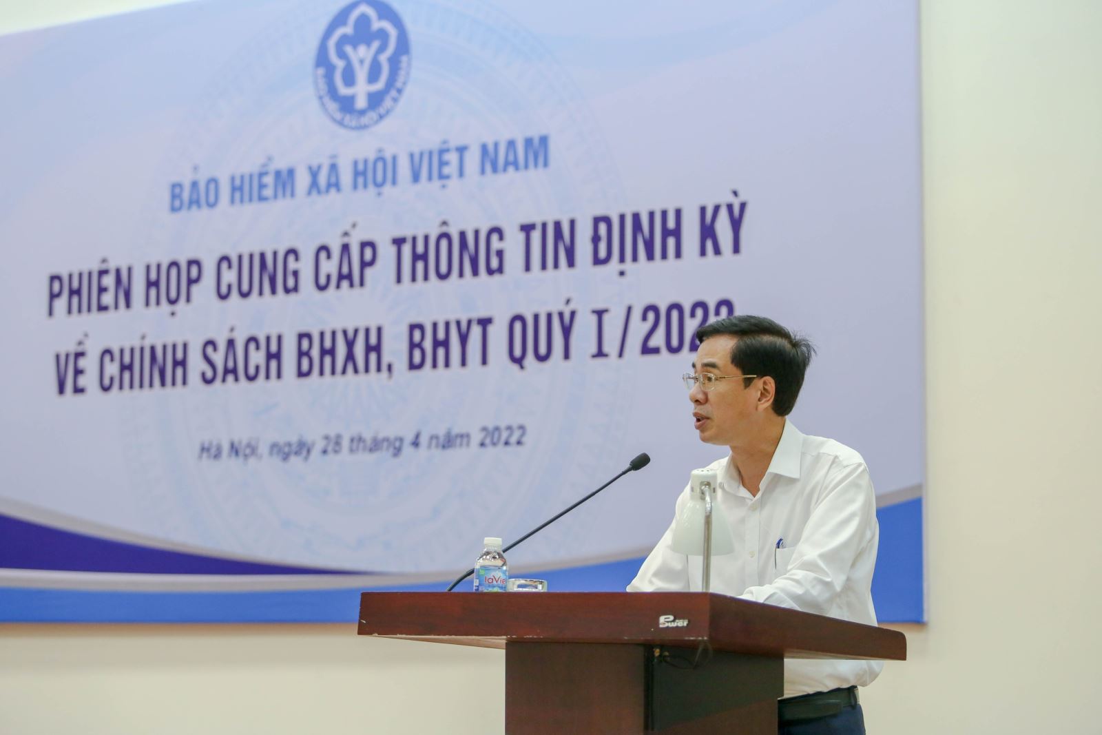 Nhận BHXH một lần: &quot;Lợi trước mắt, hại lâu dài&quot;
 - Ảnh 1.