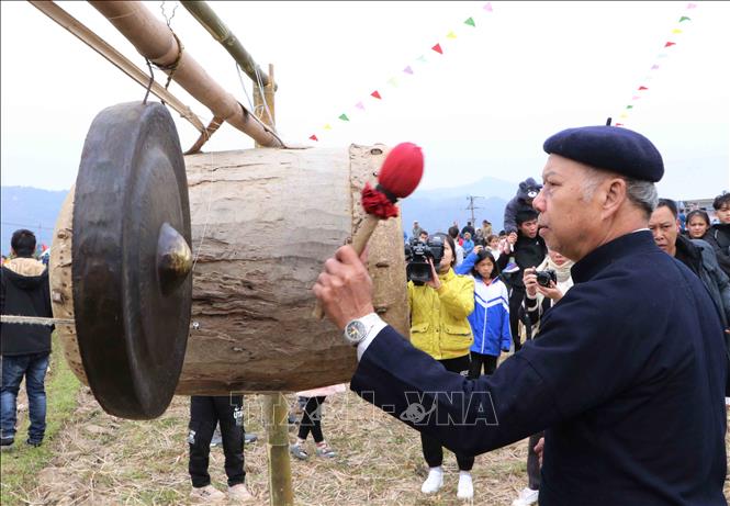 Đến Than Uyên xem Lễ hội Lùng Tùng của người Thái - Ảnh 4.