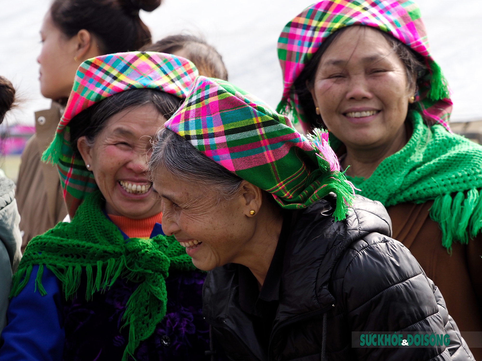 Rạng ngời nụ cười sơn nữ tại lễ hội Lùng Tùng của dân tộc Thái  - Ảnh 10.