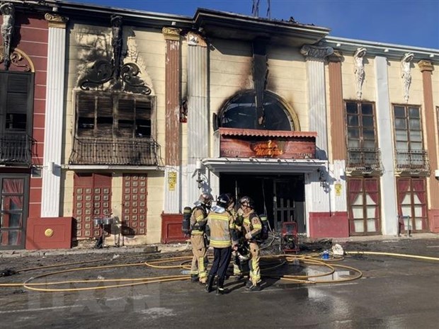 Tây Ban Nha: 13 người đã thiệt mạng trong vụ cháy 3 hộp đêm - Ảnh 1.