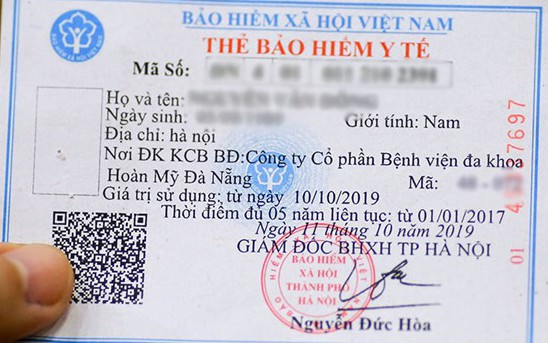 Từ 15/10, Hà Nội dừng in thẻ BHYT giấy trả cho người hưởng trợ cấp thất nghiệp