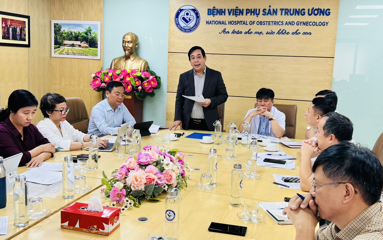 Lãnh đạo bệnh viện chịu trách nhiệm về xây dựng định mức kinh tế - kỹ thuật dịch vụ khám chữa bệnh