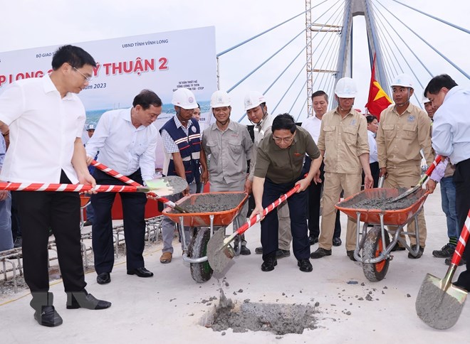 Thủ tướng Phạm Minh Chính dự Lễ hợp long cầu Mỹ Thuận 2 - Ảnh 11. Thủ tướng Phạm Minh Chính dự Lễ hợp long cầu Mỹ Thuận 2 - Ảnh 11.