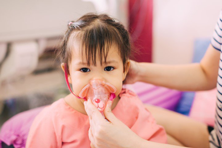 5 bệnh thường gặp ở trẻ khi thời tiết chuyển lạnh