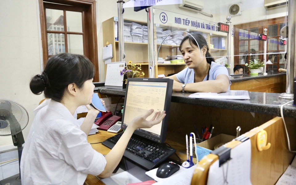 Nên có quỹ hỗ trợ người lao động khó khăn, ngăn rút bảo hiểm xã hội một lần