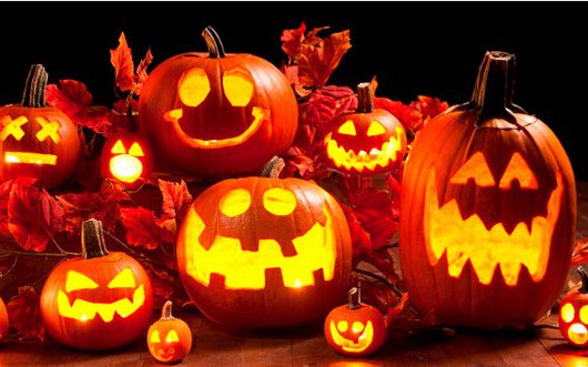 Những phong tục, trò chơi Halloween ma mị và thú vị