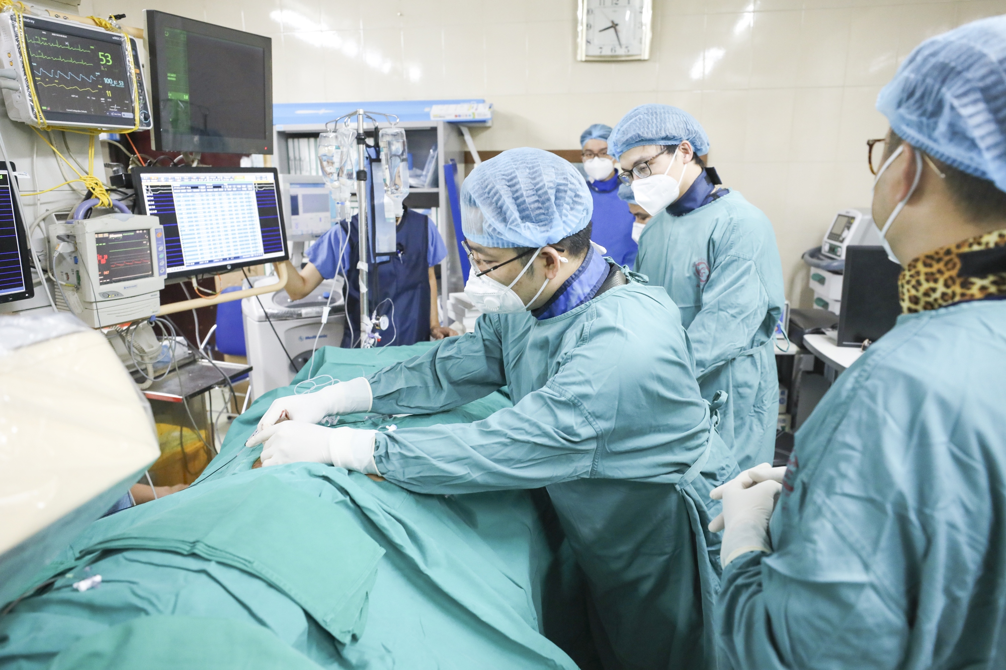 Trung tâm tim mạch đầu tiên của Việt Nam làm chủ kĩ thuật mới điều trị rối loạn nhịp tim phức tạp - Ảnh 1.