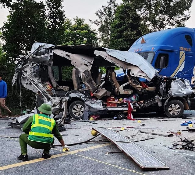 Tài xế trong vụ tai nạn 16 người thương vong khẳng định không buồn ngủ, hoàn toàn tỉnh táo khi lái xe - Ảnh 2.