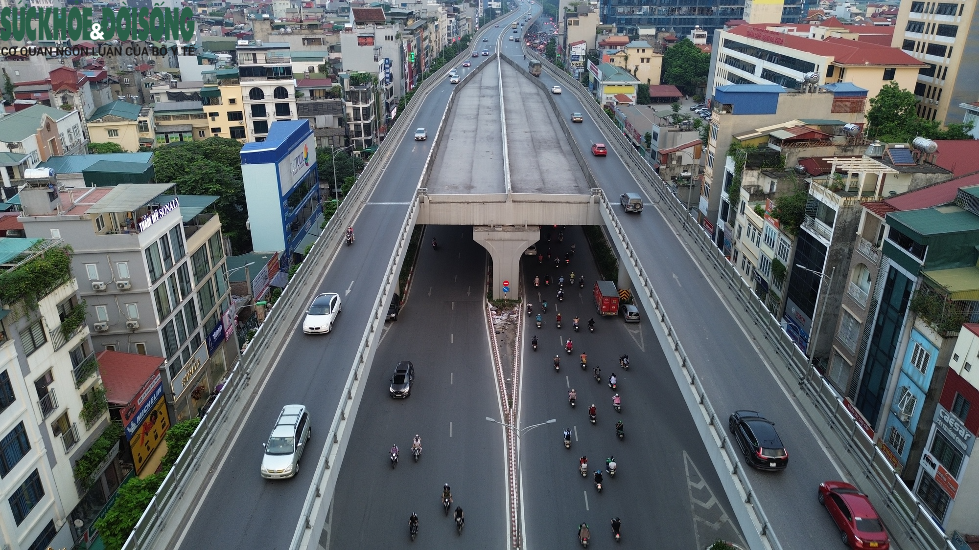 'Ngựa quen đường cũ', xe máy lại cướp đường ô tô - Ảnh 9.