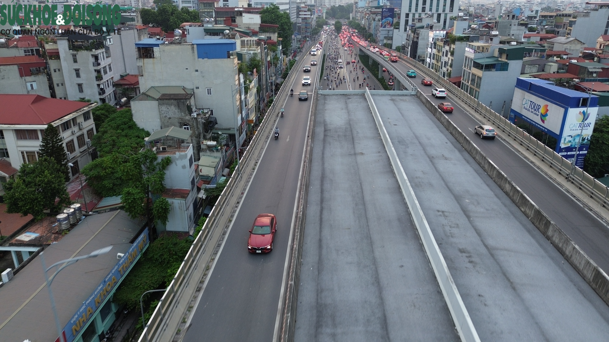 'Ngựa quen đường cũ', xe máy lại cướp đường ô tô - Ảnh 15.