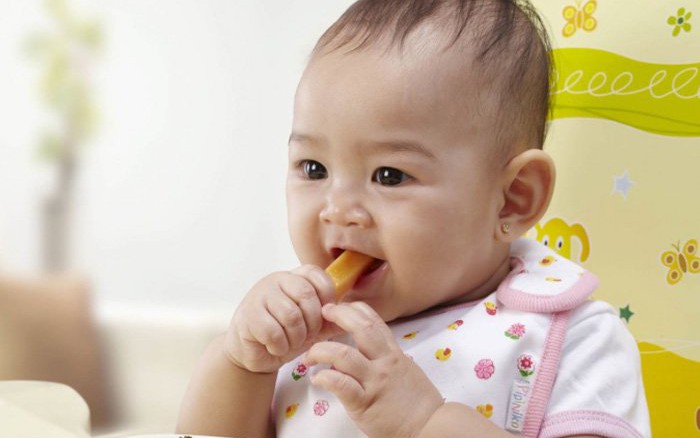 Cho trẻ ăn rau đúng cách giai đoạn ăn dặm