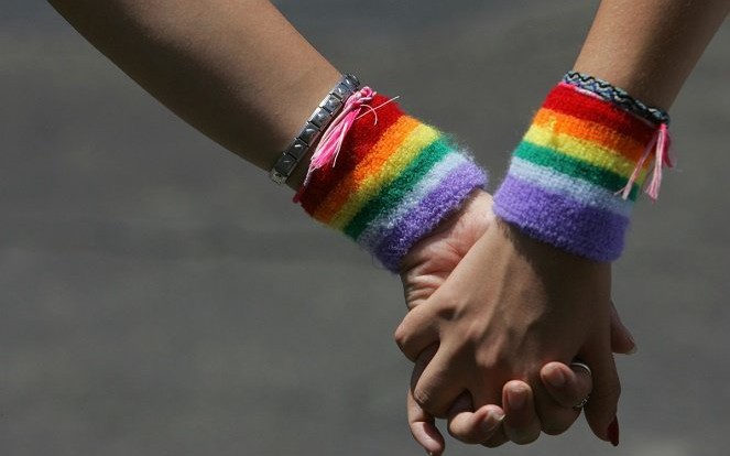 Sự phân biệt, kỳ thị - Tác nhân làm gia tăng nguy cơ lây nhiễm HIV/AIDS trong cộng đồng LGBT