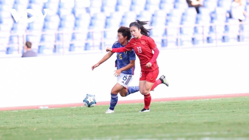 Lịch thi đấu bóng đá hôm nay 1/11: Đội tuyển nữ Việt Nam đối đầu Nhật Bản - Ảnh 1.