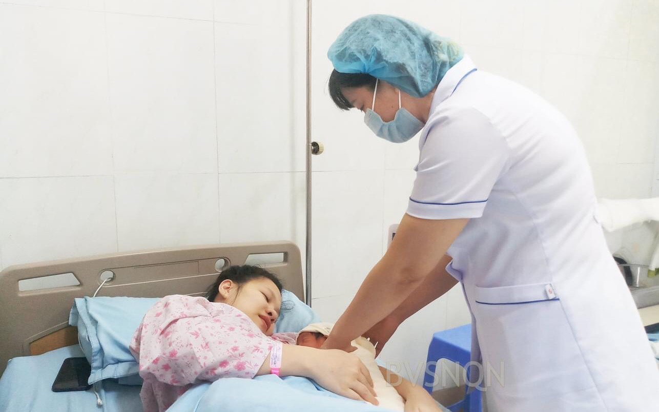 Quảng Ninh: Báo động đỏ toàn viện trong đêm, cấp cứu mẹ con sản phụ bị rau cài răng lược hiếm gặp