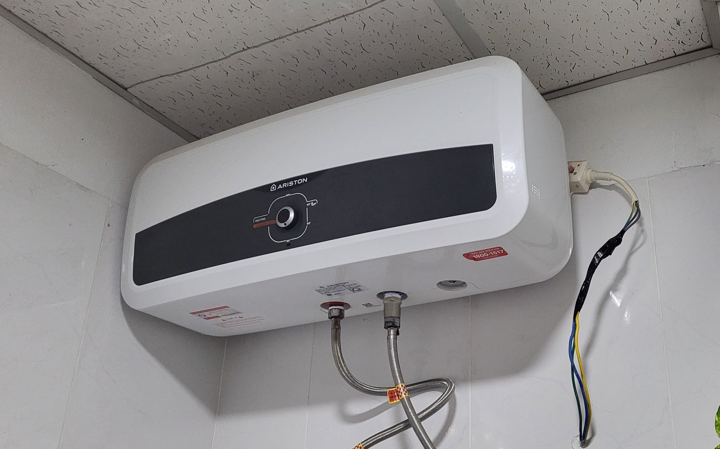 Nguyên tắc giữ an toàn khi sử dụng bình nóng lạnh trong những ngày giá rét- Ảnh 2. Nguyên tắc giữ an toàn khi sử dụng bình nóng lạnh trong những ngày giá rét- Ảnh 2.