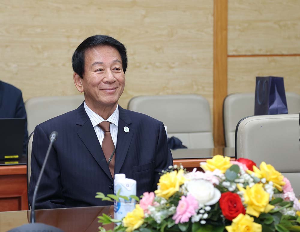 Bộ trưởng Bộ Y tế Đào Hồng Lan tiếp cựu Đại sứ hữu nghị Việt Nam – Nhật Bản - Ảnh 3.