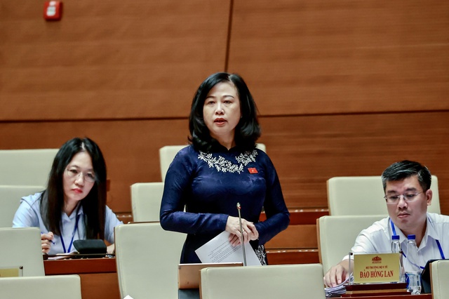 Để giảm tiền túi của người dân, cần chuyển đổi mô hình chăm sóc bệnh tật một cách bền vững- Ảnh 3. Để giảm tiền túi của người dân, cần chuyển đổi mô hình chăm sóc bệnh tật một cách bền vững- Ảnh 3.