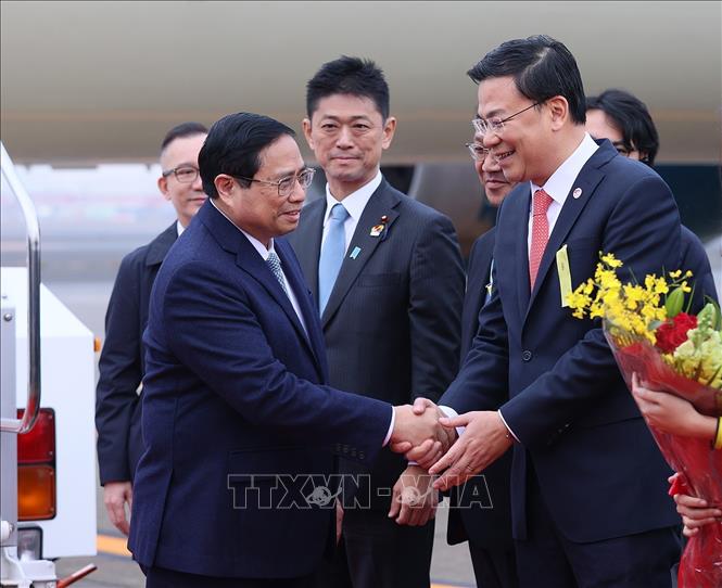 Thủ tướng Phạm Minh Chính tới Tokyo, bắt đầu chuyến công tác dự Hội nghị cấp cao kỷ niệm 50 năm quan hệ ASEAN – Nhật Bản- Ảnh 3. Thủ tướng Phạm Minh Chính tới Tokyo, bắt đầu chuyến công tác dự Hội nghị cấp cao kỷ niệm 50 năm quan hệ ASEAN – Nhật Bản- Ảnh 3.
