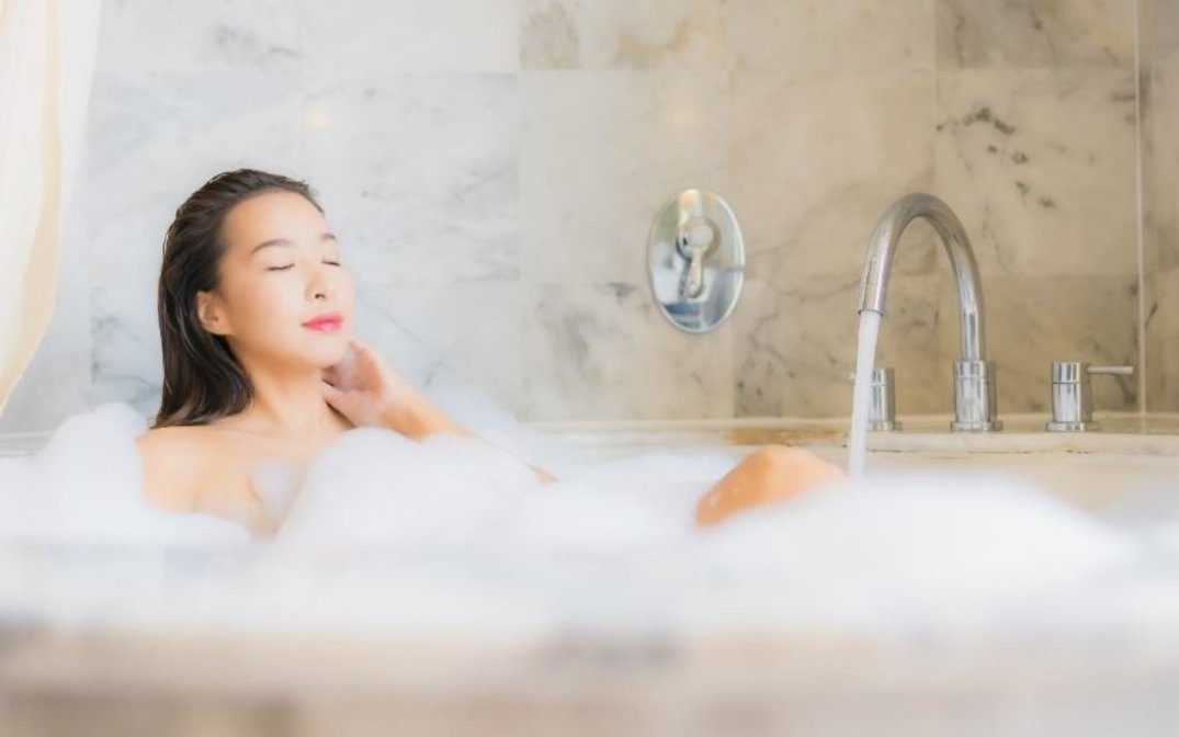 Tắm hàng ngày vào mùa đông, lợi hay hại?