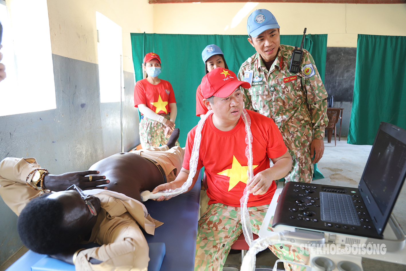 Lực lượng gìn giữ hòa bình Việt Nam tổ chức khám chữa bệnh cho người dân tại khu vực Abyei- Ảnh 7.