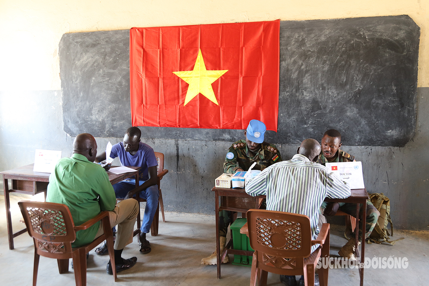 Lực lượng gìn giữ hòa bình Việt Nam tổ chức khám chữa bệnh cho người dân tại khu vực Abyei- Ảnh 8.