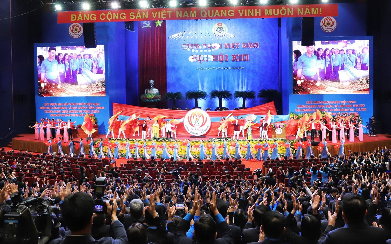 Đại hội XIII mở đầu cho giai đoạn phát triển mới của Công đoàn Việt Nam