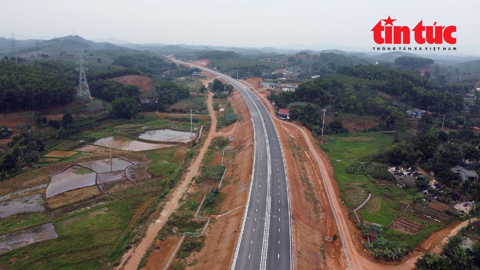 Ngắm 4 công trình sân bay, cầu, cao tốc trọng điểm khánh thành hôm nay- Ảnh 5.