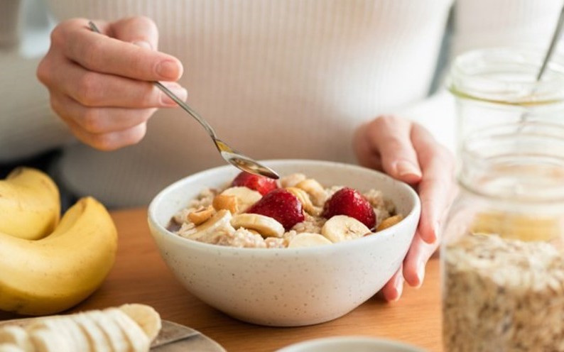 Ăn gì vào bữa sáng để tránh bị tăng đường huyết đột ngột?