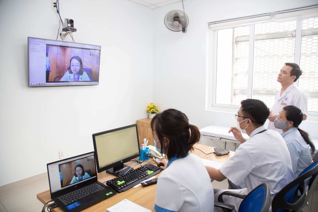 Bộ trưởng Đào Hồng Lan: Bộ Y tế ứng dụng CNTT, thí điểm triển khai khám chữa bệnh từ xa- Ảnh 2. Bộ trưởng Đào Hồng Lan: Bộ Y tế ứng dụng CNTT, thí điểm triển khai khám chữa bệnh từ xa- Ảnh 2.