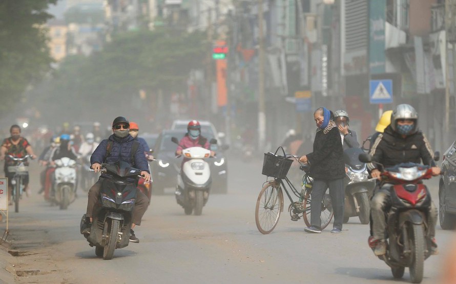 Ô nhiễm không khí ở Hà Nội kéo dài đến khi nào?