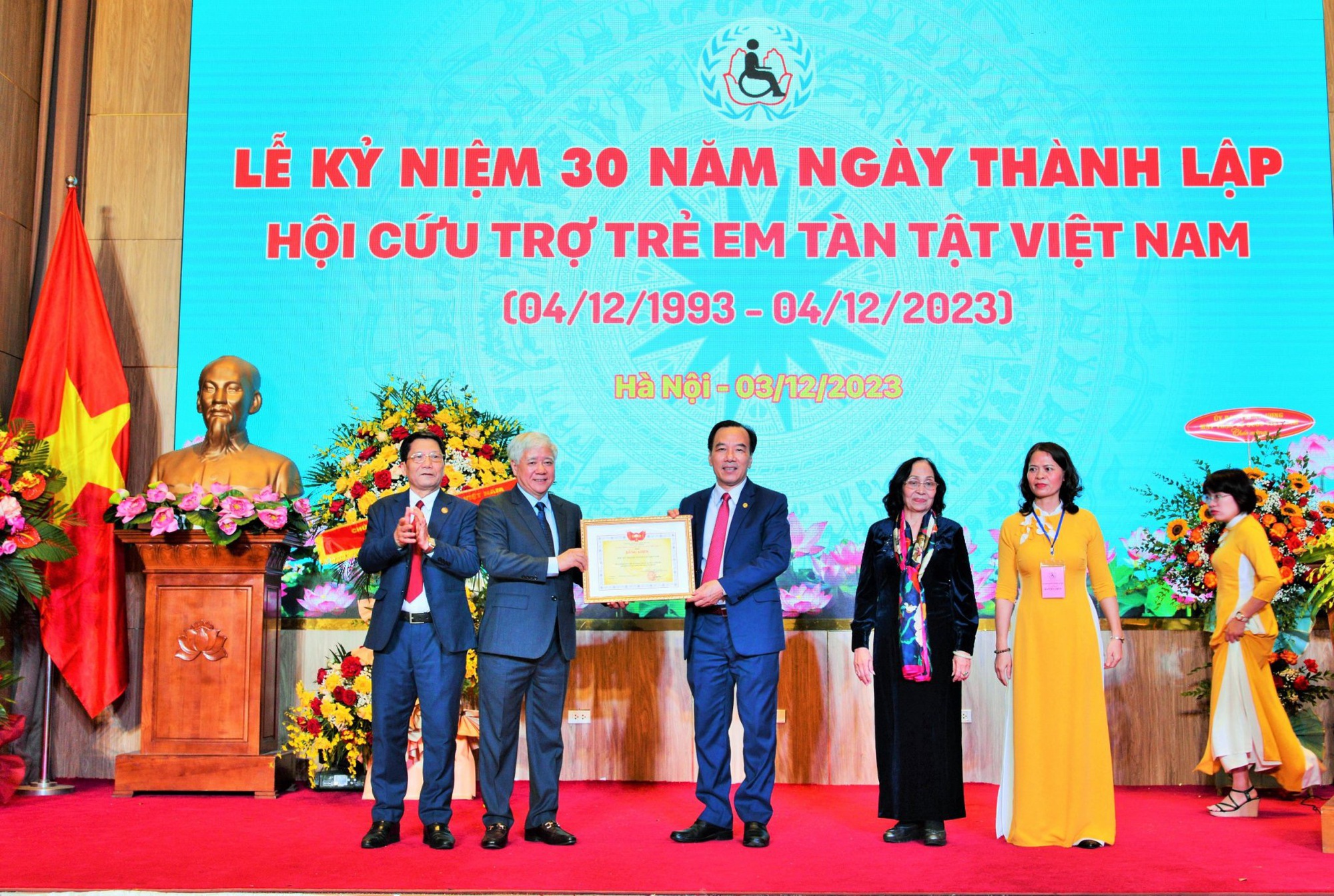 Kỷ niệm 30 năm thành lập Hội Cứu trợ trẻ em tàn tật Việt Nam- Ảnh 1.