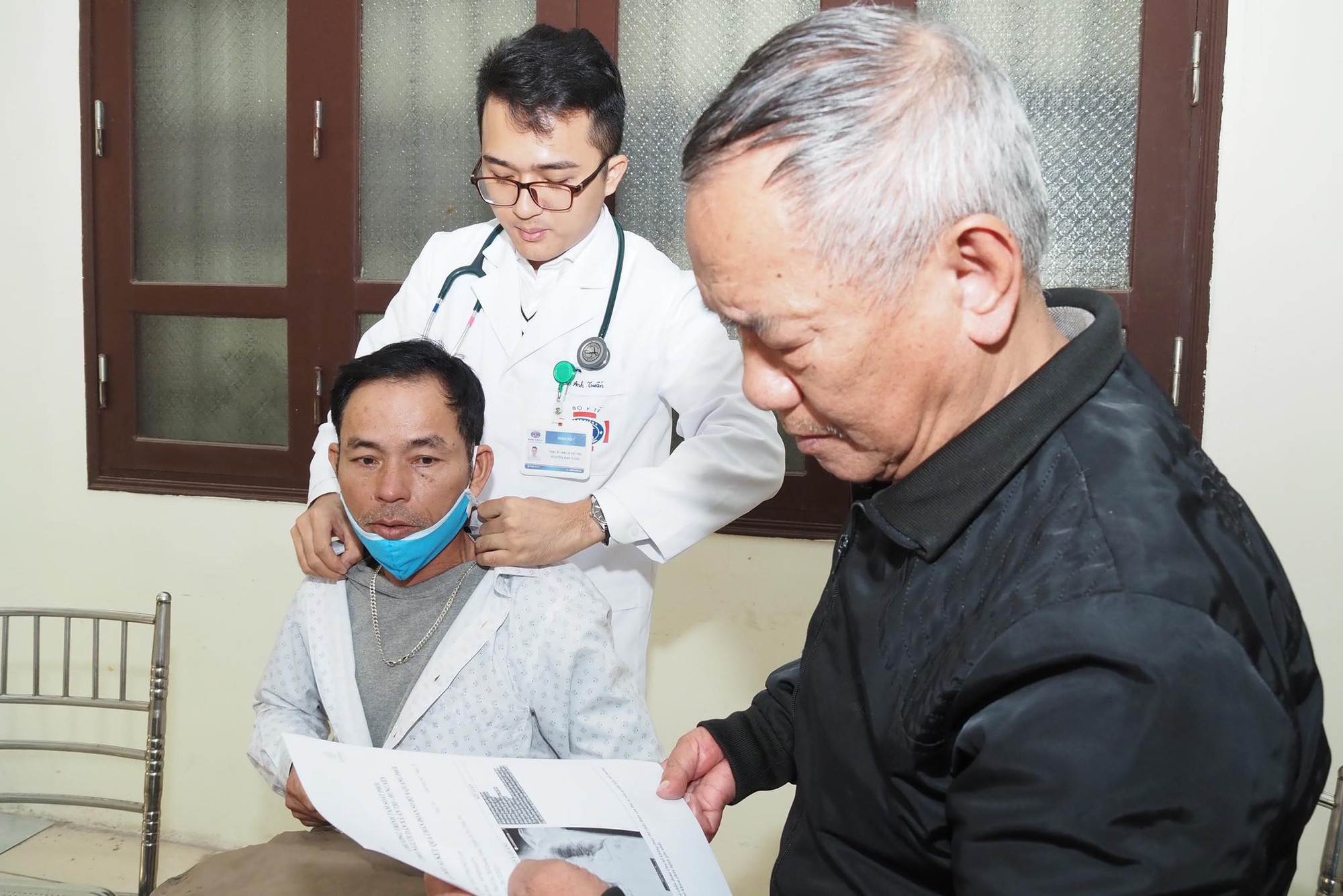 Báo Sức khoẻ & Đời sống kết nối, tổ chức tầm soát ung thư phổi miễn phí tại Hưng Yên- Ảnh 5.