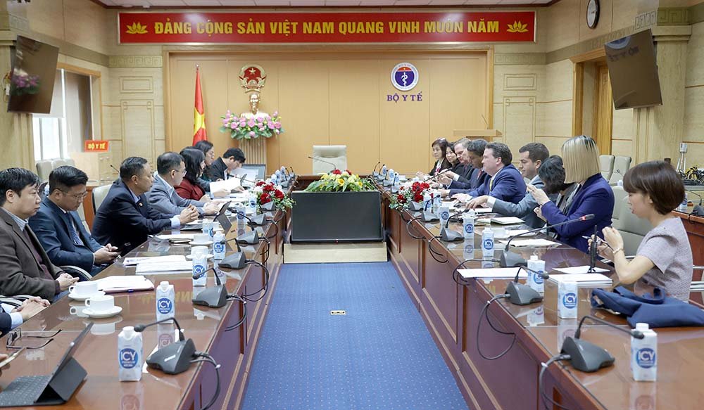 Bộ trưởng Bộ Y tế Đào Hồng Lan tiếp Đại sứ Hoa Kỳ tại Việt Nam- Ảnh 1.