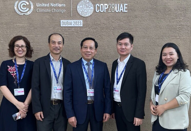 Thứ trưởng Lê Đức Luận tham dự Hội nghị lần thứ 28 các bên tham gia Công ước khung của Liên hợp quốc về biến đổi khí hậu - Ảnh 5.