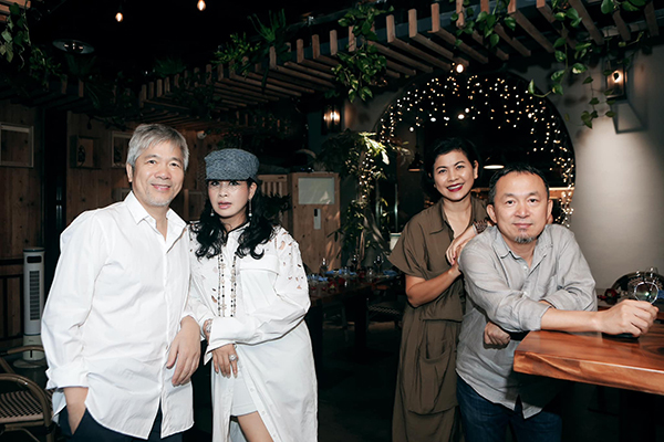 Diva Thanh Lam tuổi 54: Nữ ca sĩ tự do đầu tiên được phong tặng danh hiệu NSND, nhan sắc cùng tình yêu thăng hoa- Ảnh 6.