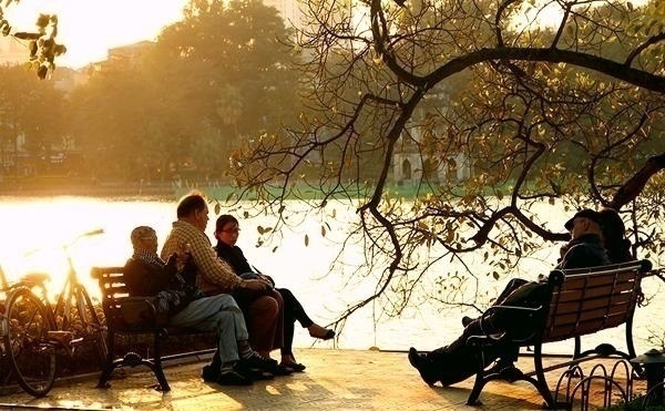 Miền Bắc duy trì trời nắng hanh, sáng sớm có sương mù- Ảnh 2.