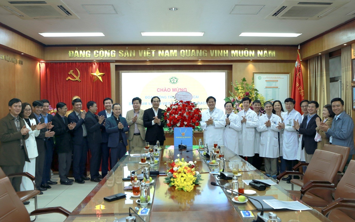 Hơn 600 nhân viên y tế tỉnh Lào Cai được Bệnh viện Bạch Mai đào tạo, nâng cao chuyên môn