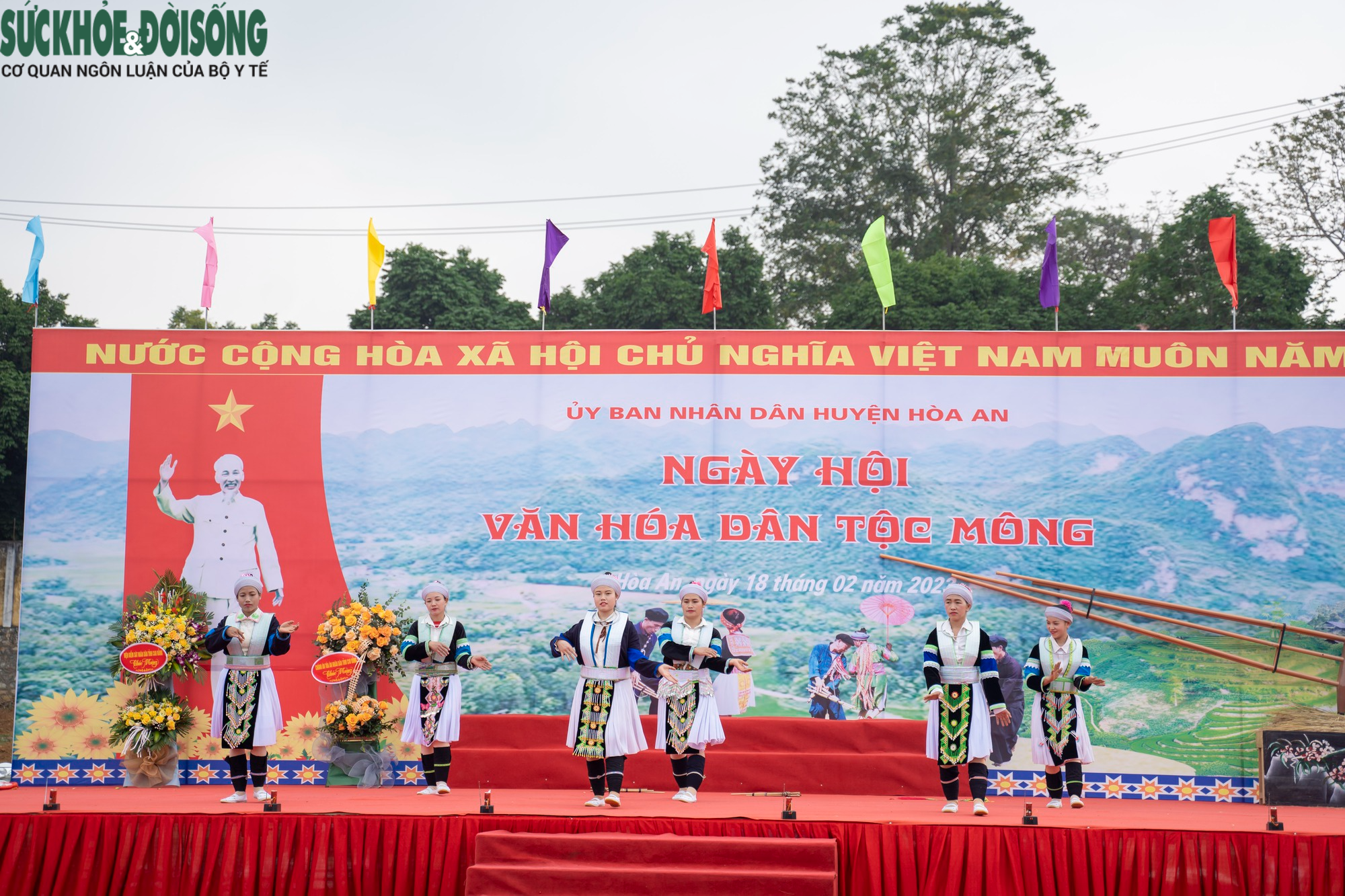 Lung linh sắc màu người Mông trong ngày hội văn hóa - Ảnh 7.