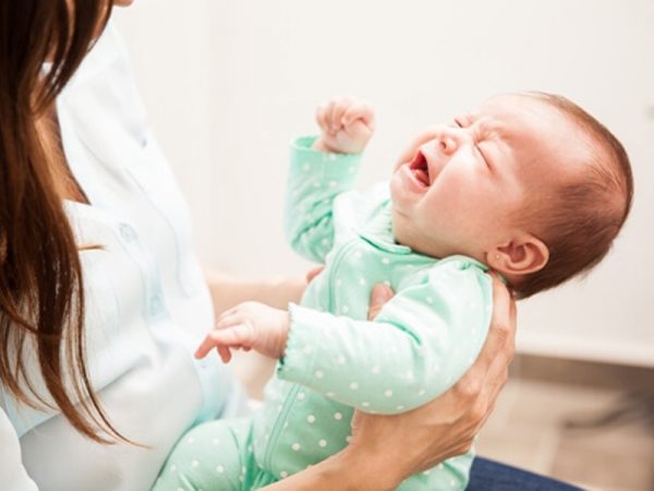 Trẻ sơ sinh bị viêm đường hô hấp trên: Khi nào cần nhập viện? - Ảnh 4.
