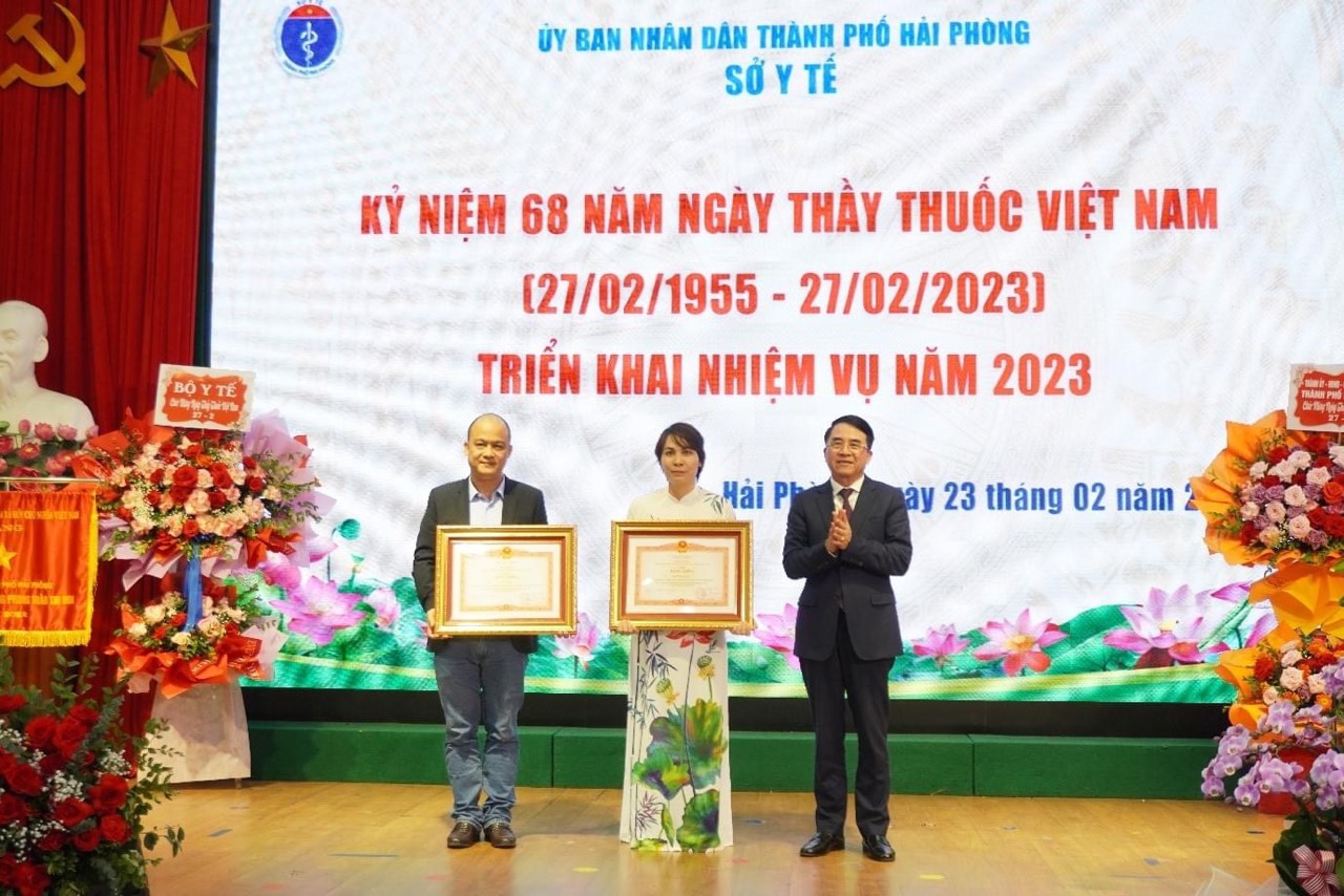 Kỷ niệm 68 năm Ngày Thầy thuốc Việt Nam: Sở Y tế Hải Phòng nhận Cờ dẫn đầu phong trào thi đua yêu nước  - Ảnh 8.