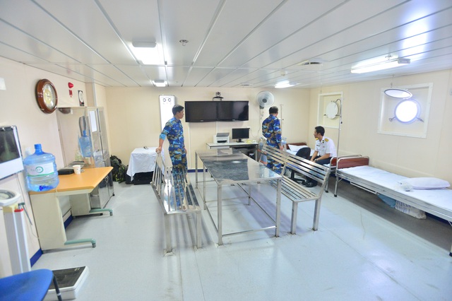 Công nghệ hiện đại bên trong tàu bệnh viện Hải quân của Việt Nam - Ảnh 11.