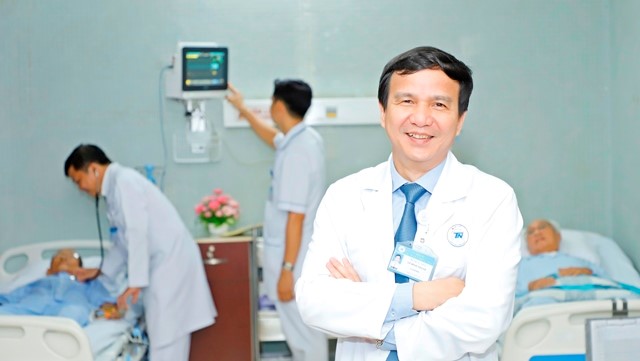 Truyền hình trực tuyến: Y tế Việt Nam vượt khó sau đại dịch COVID-19 - Ảnh 2.