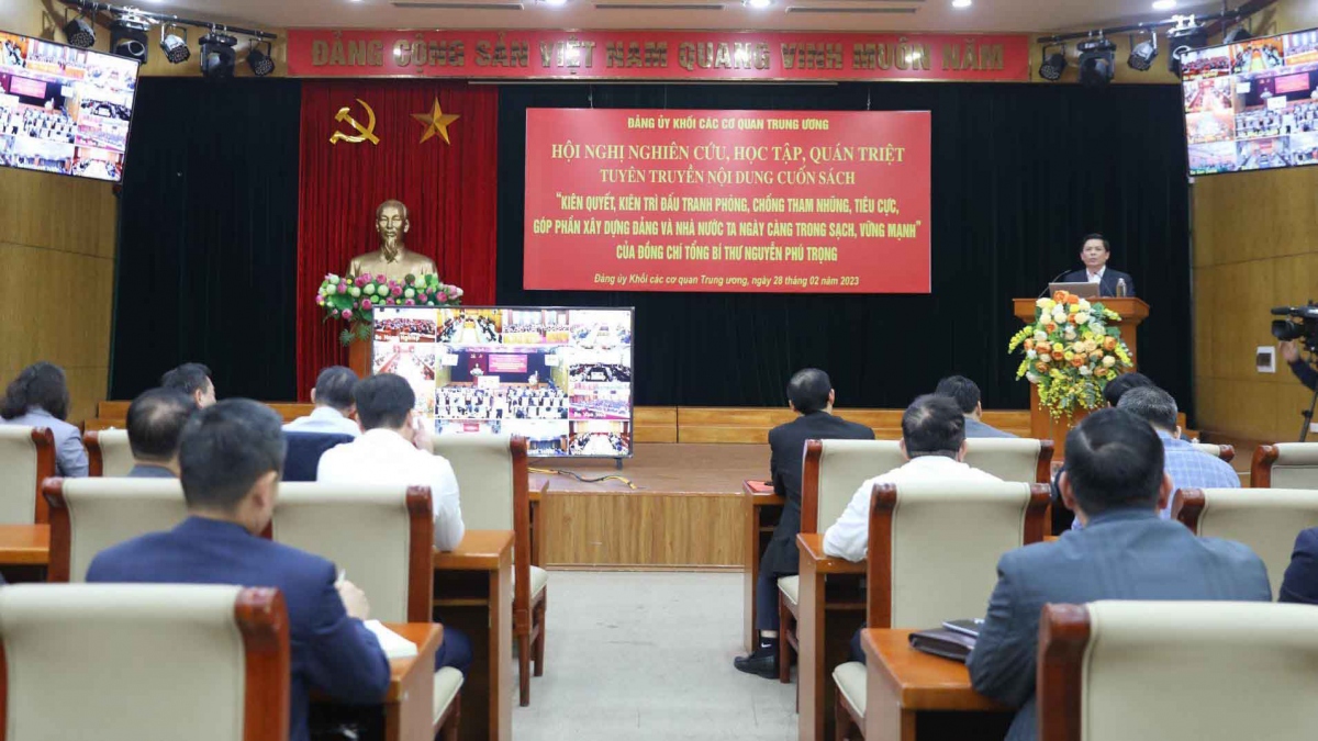 Hội nghị nghiên cứu, học tập, quán triệt nội dung Cuốn sách của Tổng Bí thư Nguyễn Phú Trọng  - Ảnh 2.