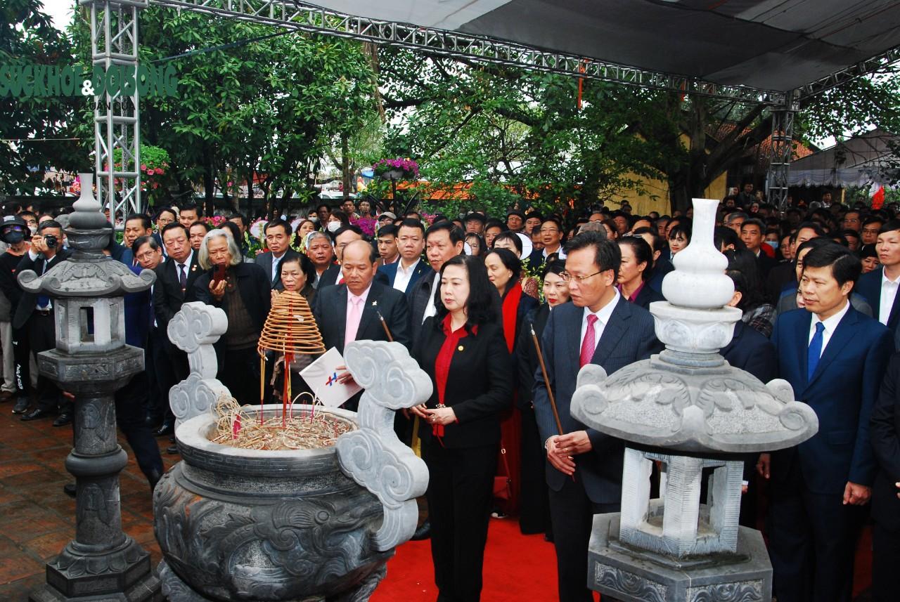 Bộ Y tế dâng hương tưởng niệm 232 năm ngày mất của Đại danh y Hải Thượng Lãn ông Lê Hữu Trác - Ảnh 2.