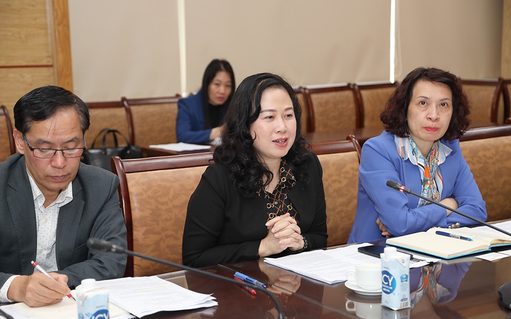 Bộ trưởng Bộ Y tế Đào Hồng Lan tiếp Chủ tịch kiêm Tổng Giám đốc AstraZeneca Việt Nam
