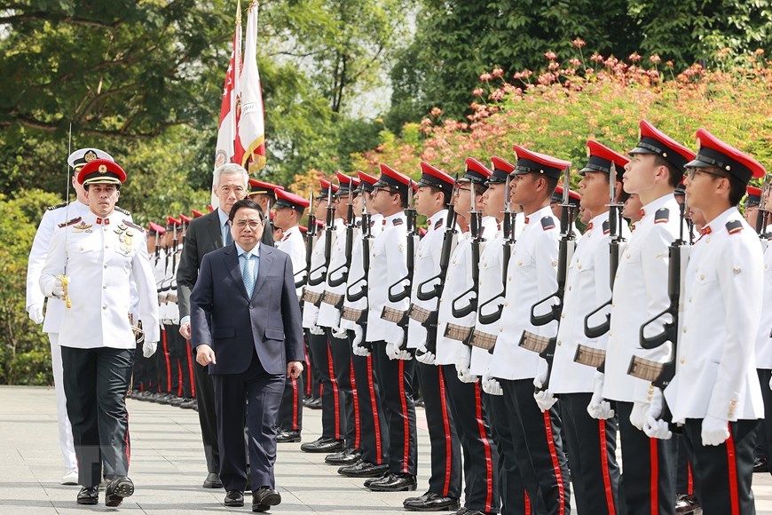 Thủ tướng Phạm Minh Chính hội đàm với Thủ tướng Singapore Lý Hiển Long - Ảnh 4.
