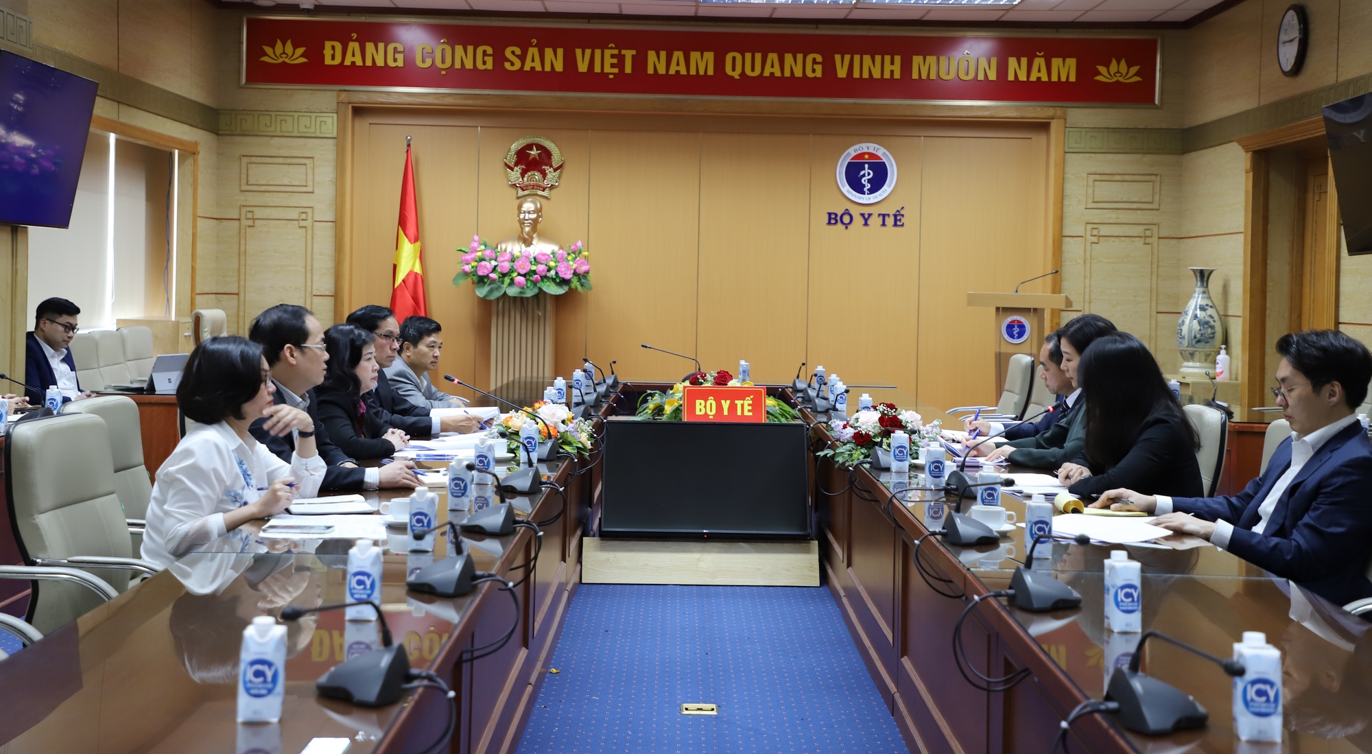 Bộ trưởng Đào Hồng Lan tiếp Đại sứ Đặc mệnh toàn quyền Hàn Quốc tại Việt Nam - Ảnh 3.