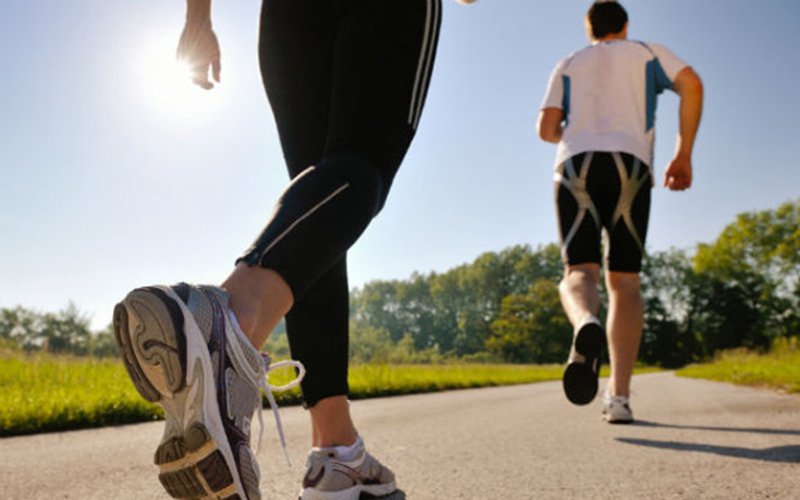 Đi bộ nhanh, ngắn mỗi ngày cũng có thể giảm tỷ lệ tử vong sớm